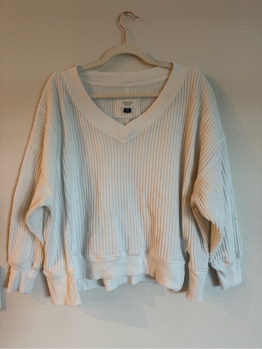 American Eagle White Oversized V-Neck Waffle Knit Sweater Small